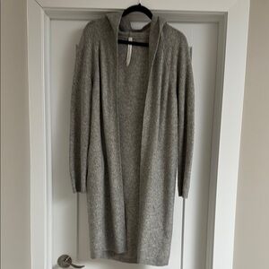 Gray Women's Sweater from Aritzia, (brand Babaton) in excellent condition